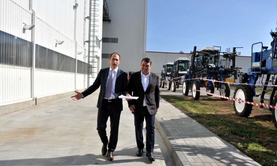 Стаси-семена-топ