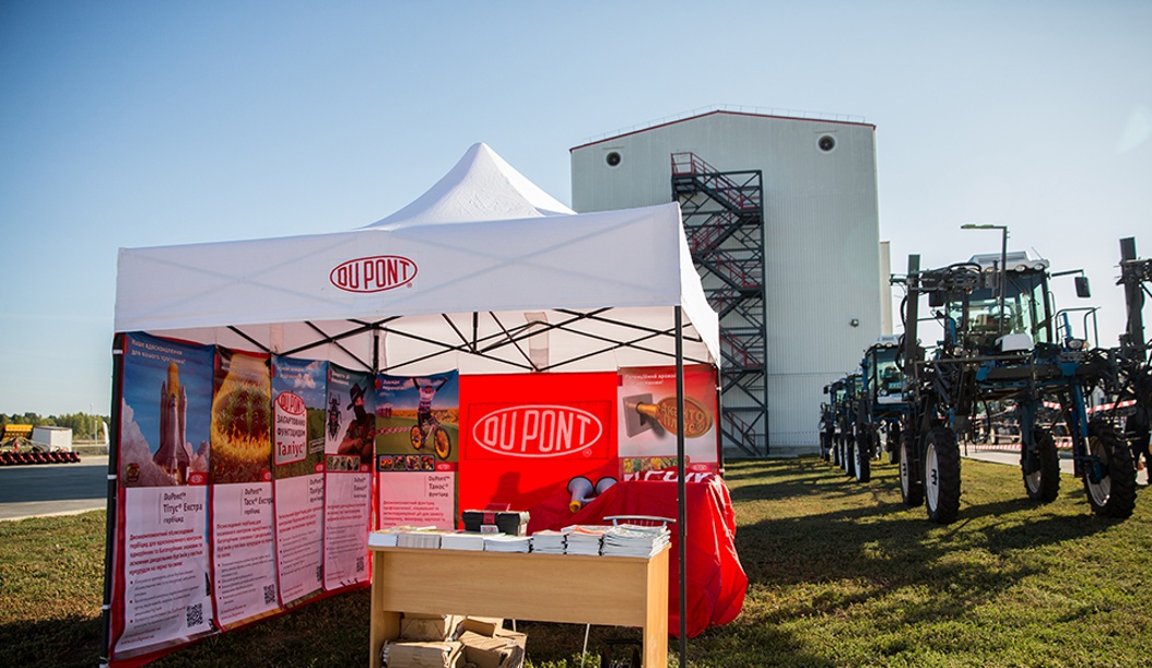DuPont Pioneer - Stand